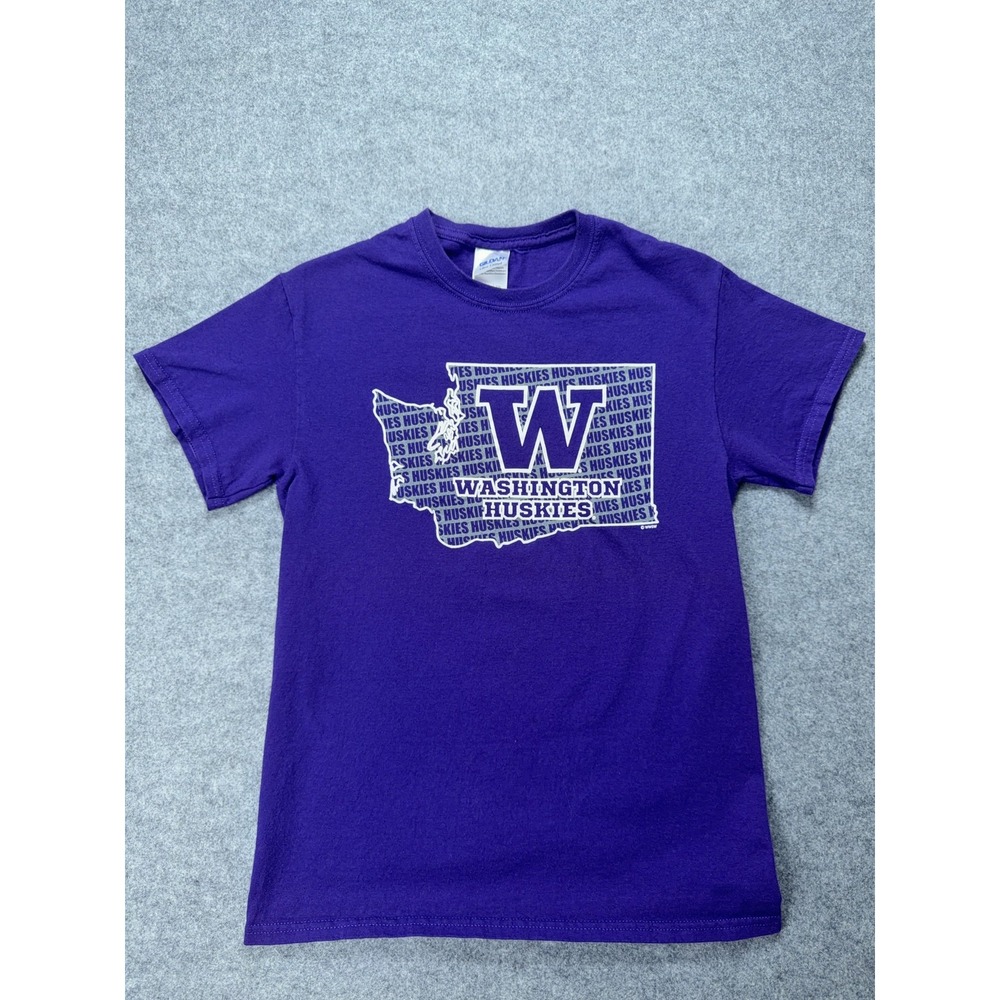 University of Washington Huskies NCAA Purple T-Shirt Adult Small S Gildan Ultra